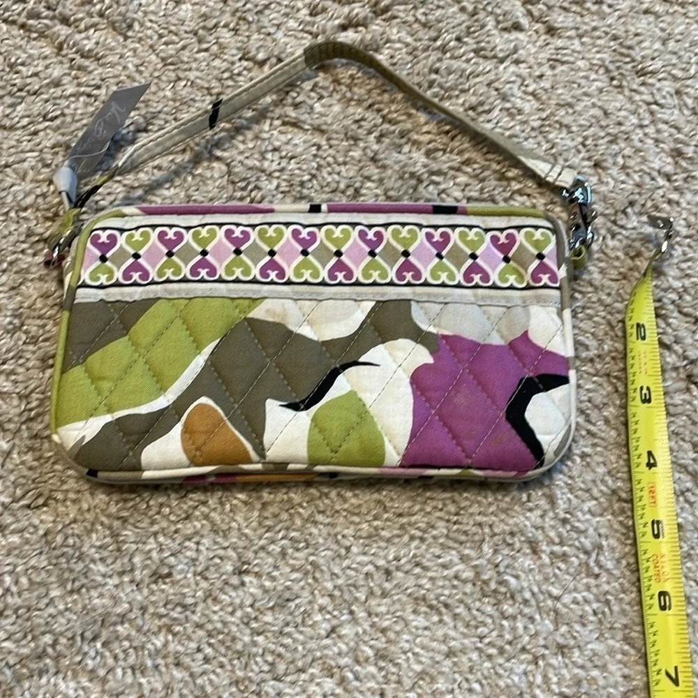 Vera Bradley Wristlet In Portobello Road Inside Zipper Pocket And 4 Card Slots